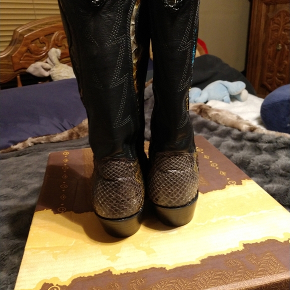 Like New Python Boots - Picture 8 of 8
